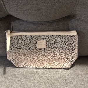 Tender Love & Carry Beige Leopard Cosmetic Bag